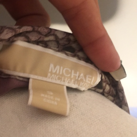 ✨Michael Kors snake/lizard print button up dress✨ - Picture 3 of 8